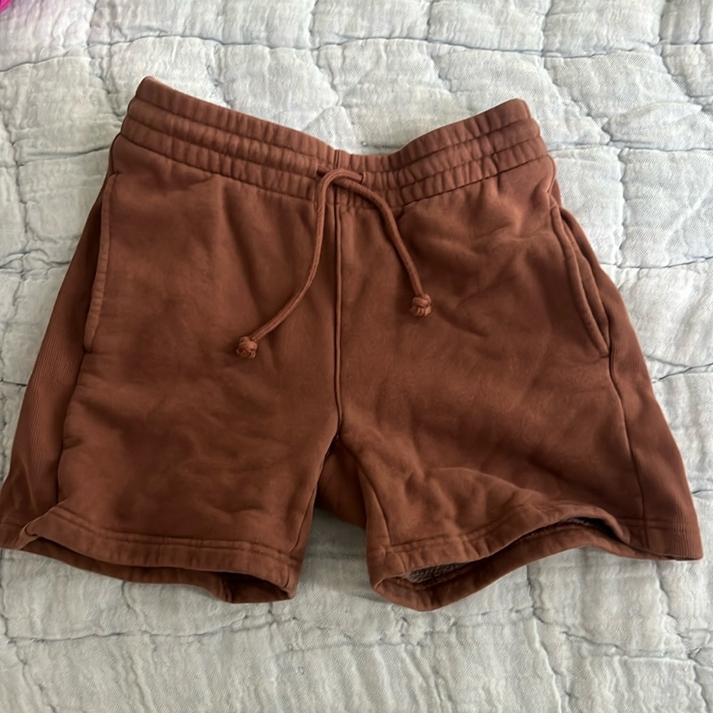 Aritzia TNA Cozy Shorts